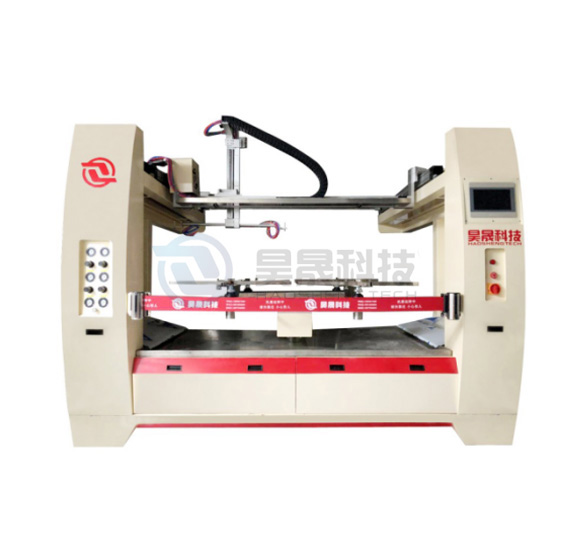 往復(fù)機 往復(fù)機